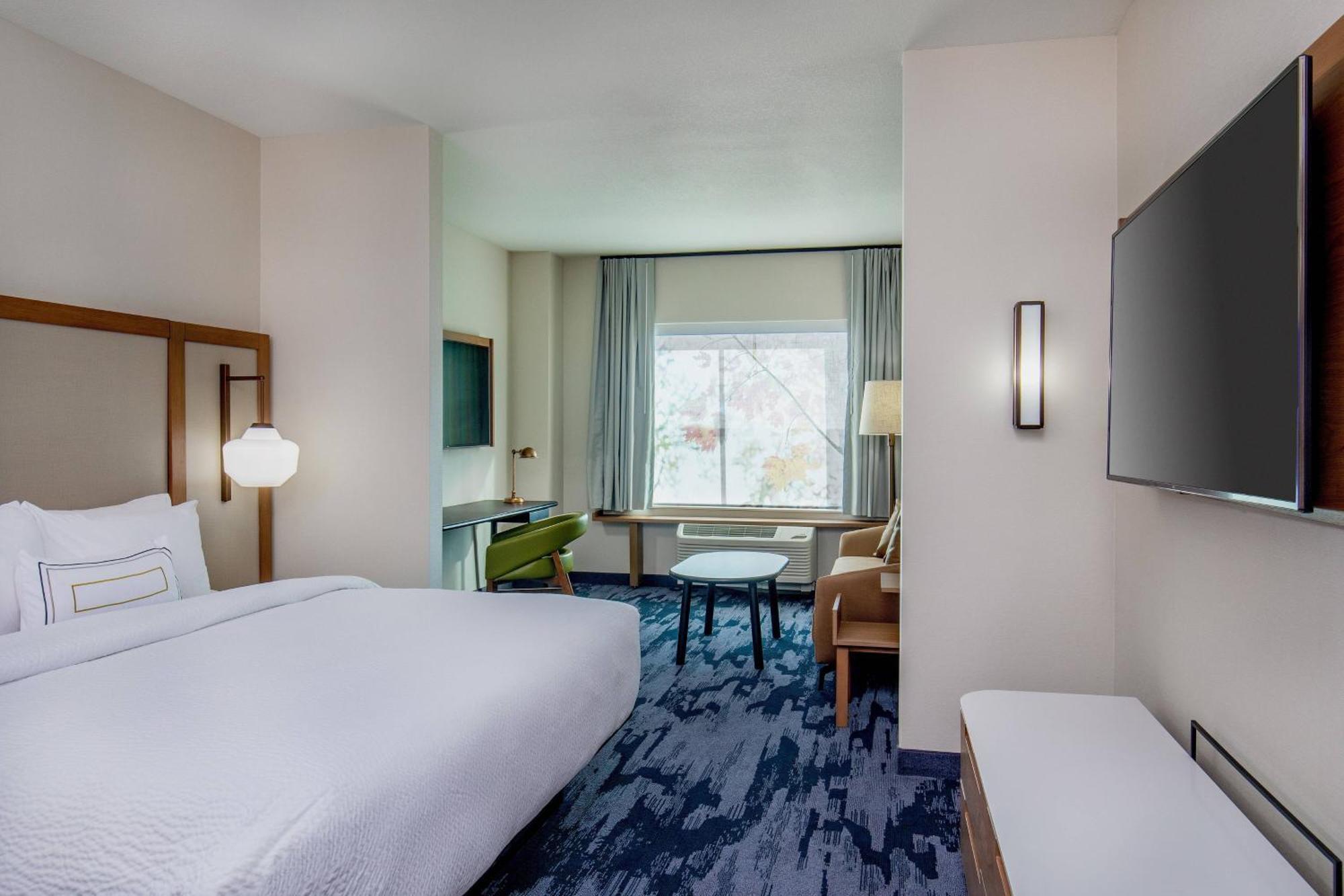 Fairfield Inn & Suites By Marriott Mcpherson Екстериор снимка