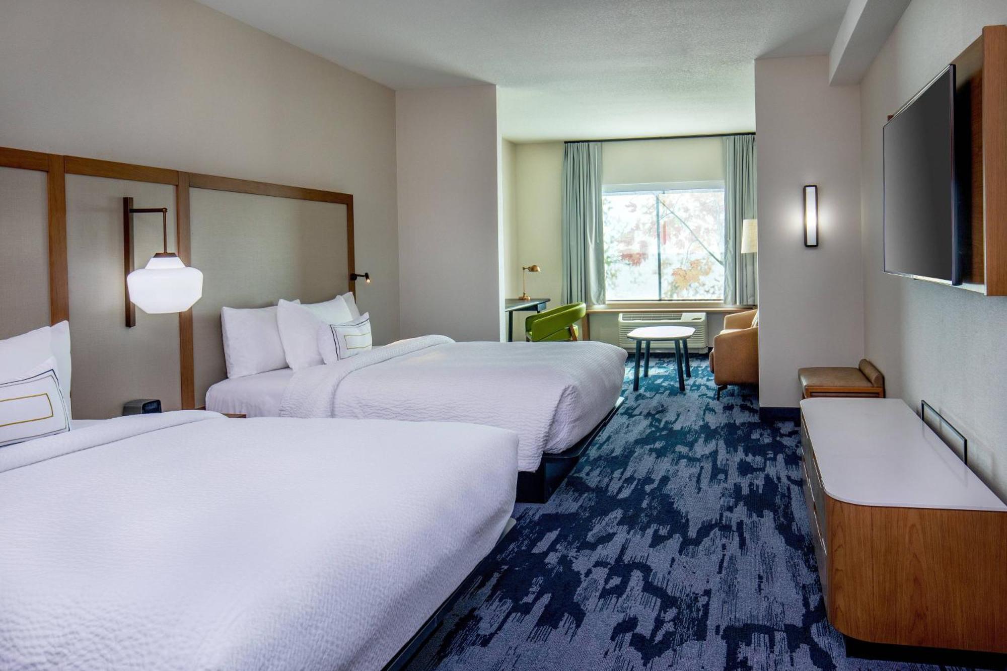 Fairfield Inn & Suites By Marriott Mcpherson Екстериор снимка